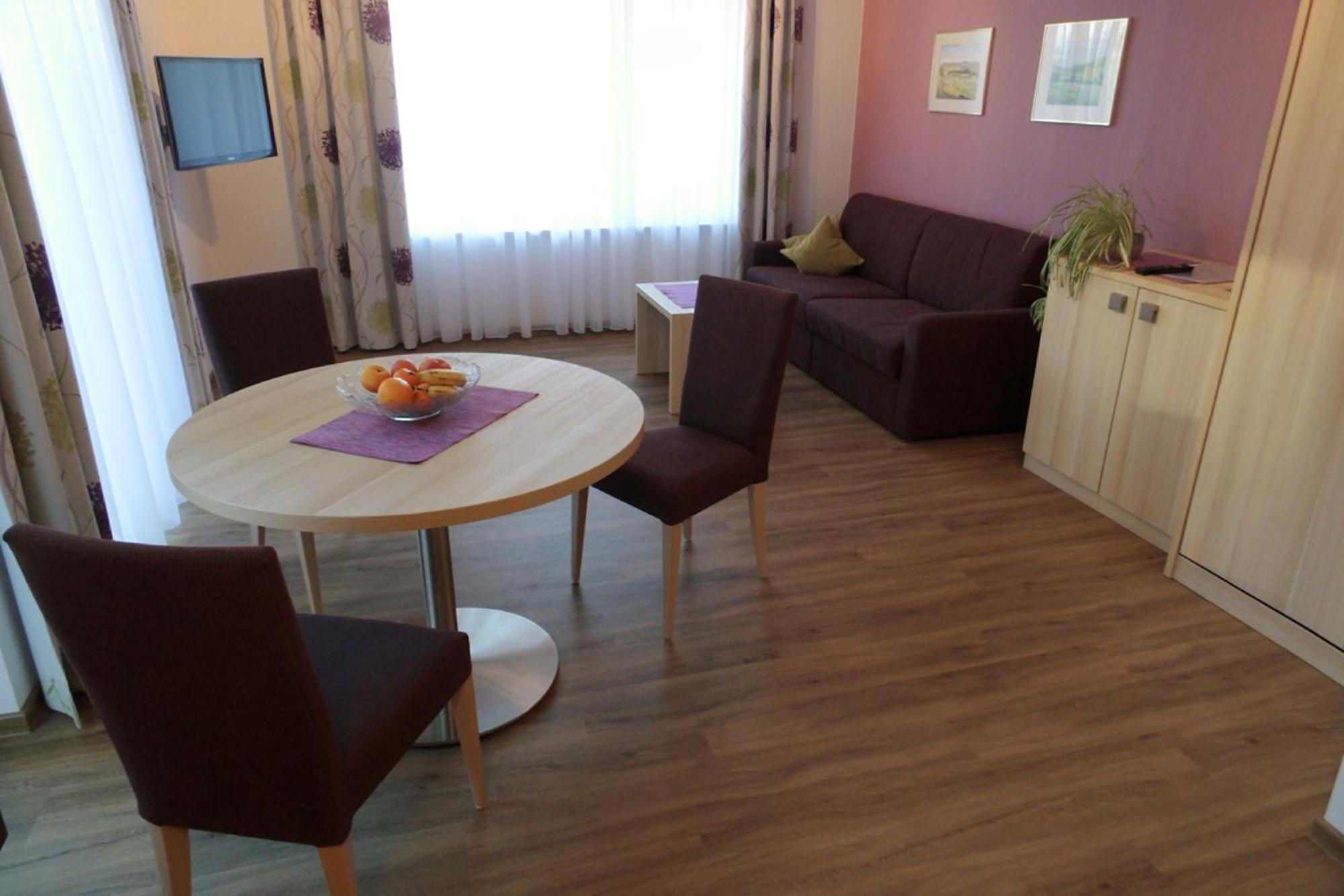 Landpension Wachtkopf Vaihingen an der Enz Bagian luar foto